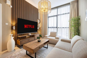 Luxury 1-Bedroom Apartment with Hall in Mamsha